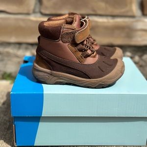 Stride Rite Waterproof Boots Toddler Size 6